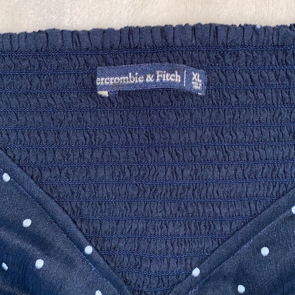 Abercrombie and Fitch Women’s Top - Picture 2 of 5